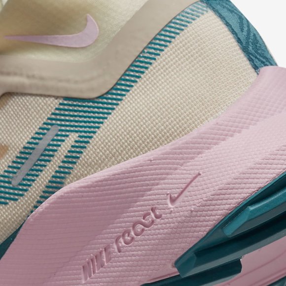 Nike React Pegasus Trail 4 GTX Womens Running Shoes Tan DJ7929-100 NEW Multi Sz - Picture 9 of 10